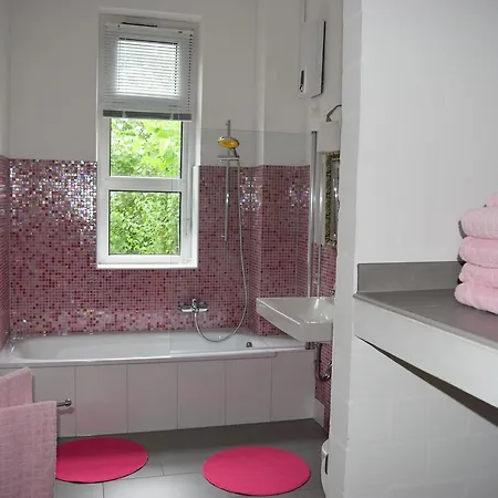 Alte Landbackerei Borby Fewo 